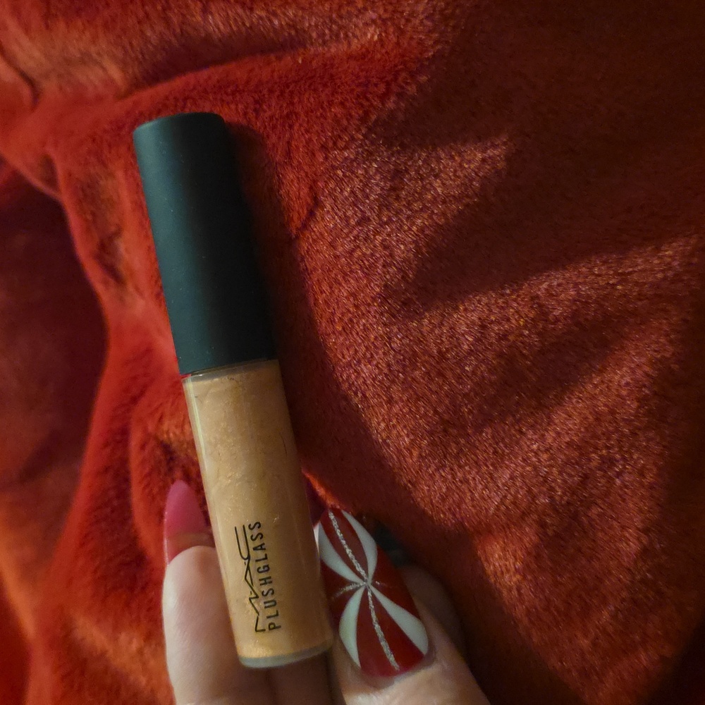Mac lipsticks - Picture 4 of 5